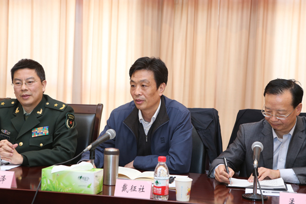 C:\Documents and Settings\Administrator\桌面\省政府小区诊所保健现场会\AK7R4325.JPG