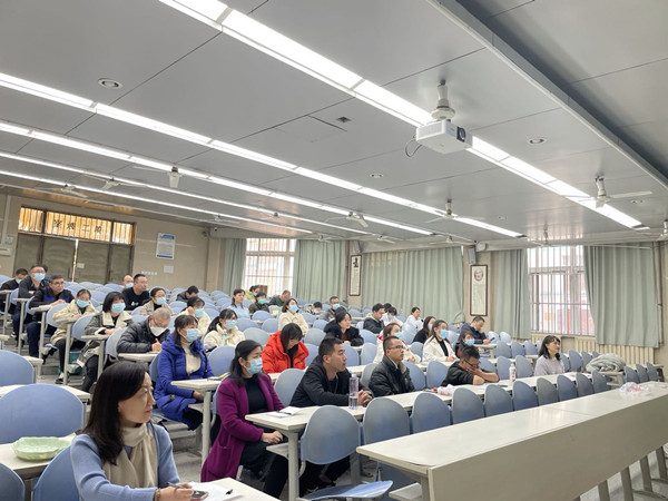 讲座照片3_副本.jpg 讲座照片3_副本.jpg