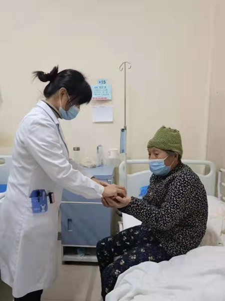 肿瘤放疗_副本.jpg 肿瘤放疗_副本.jpg