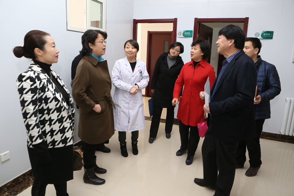 C:\Documents and Settings\Administrator\桌面\省政府小区诊所保健现场会\AK7R4212.JPG