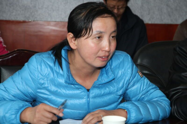 6迪庆州卫计委医政医管科杨茂琼科长.jpg 6迪庆州卫计委医政医管科杨茂琼科长.jpg