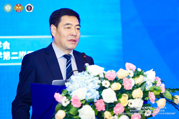 杨全新教授_副本.jpg 杨全新教授_副本.jpg