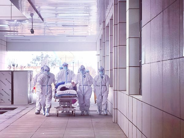 抢救心梗患者_副本.jpg 抢救心梗患者_副本.jpg