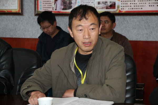 5迪庆州医院黄永寿院长.jpg 5迪庆州医院黄永寿院长.jpg