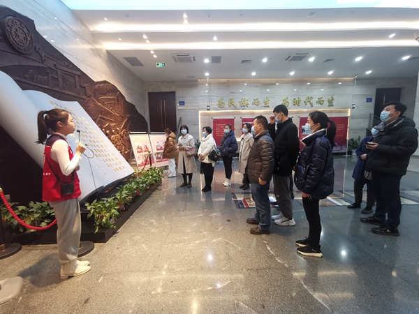 微信图片_20211210162318_副本.jpg