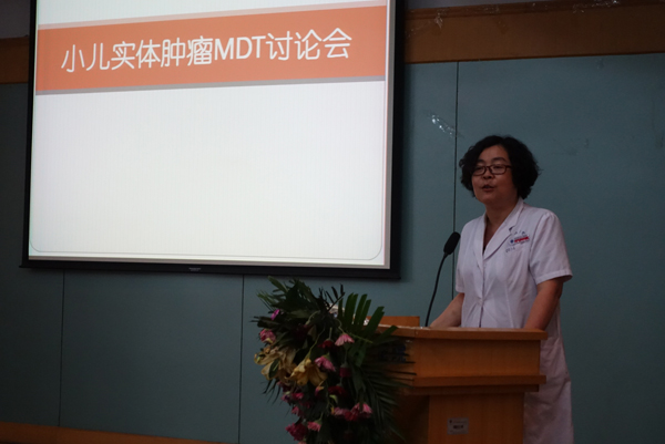 图片1-儿童病院常务副院长、小儿内科肖延风主任主持会议.JPG 图片1-儿童病院常务副院长、小儿内科肖延风主任主持会议.JPG