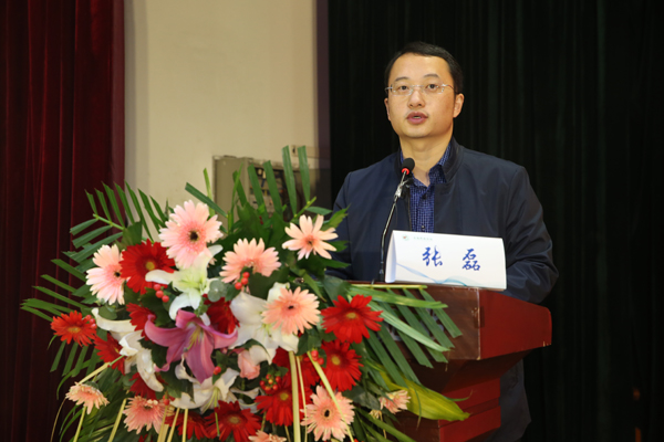 AK7R8119.JPG AK7R8119.JPG