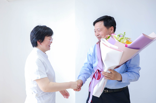 6E5A3212_副本_副本.jpg 6E5A3212_副本_副本.jpg