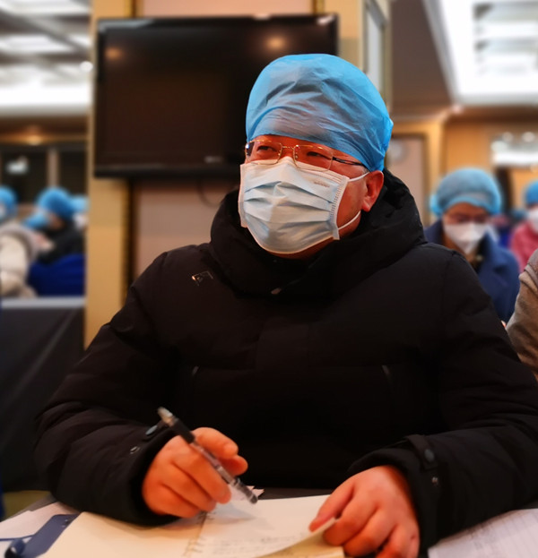 “巩爸爸和杨妈妈”_副本.jpg “巩爸爸和杨妈妈”_副本.jpg