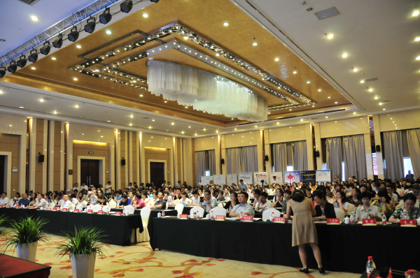 8-会场.jpg 8-会场.jpg