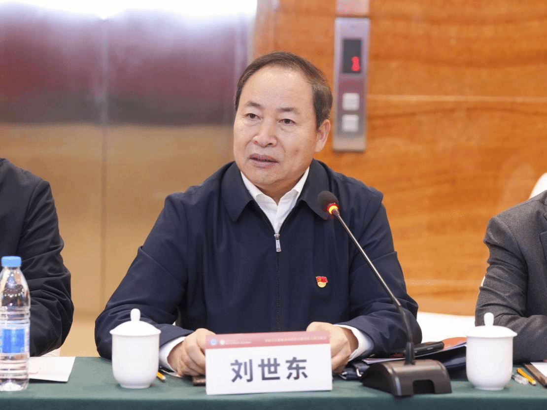 中国卫生健康思想政治工作促进会副会长兼秘书长刘世东.png