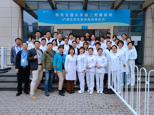市疫苗接种队配图_副本.jpg 市疫苗接种队配图_副本.jpg