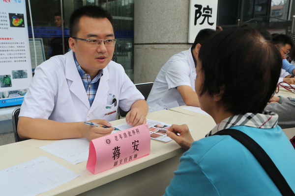 AK7R1276.JPG AK7R1276.JPG