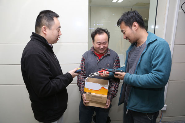 AK7R2054.JPG AK7R2054.JPG