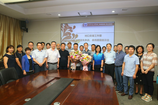 AK7R6638_副本.jpg AK7R6638_副本.jpg