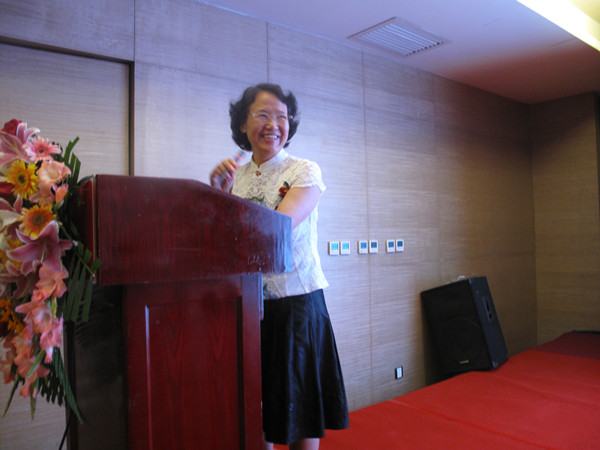 张桂莲_副本.jpg 张桂莲_副本.jpg