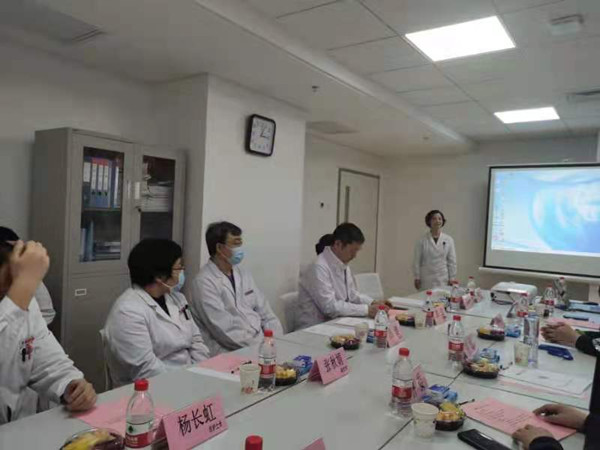 黄绍平教授主持_副本.jpg 黄绍平教授主持_副本.jpg