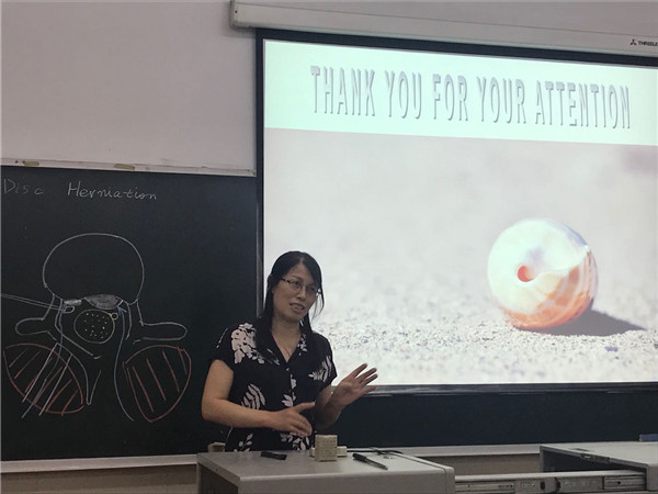 5-护理部孔德玲副主任感言.jpg 5-护理部孔德玲副主任感言.jpg