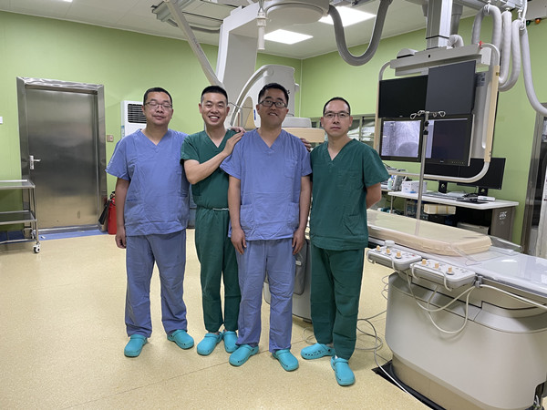 2_副本.jpg 2_副本.jpg