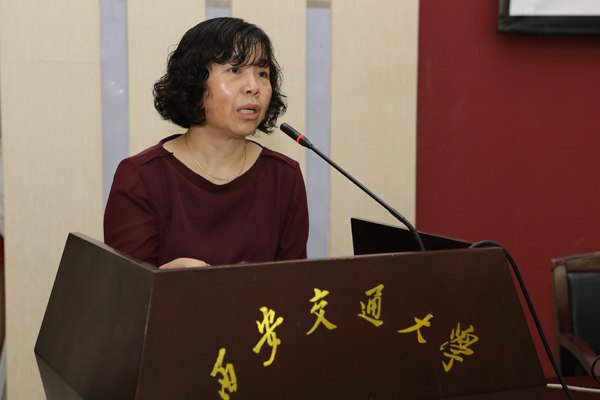 AK7R4241.JPG AK7R4241.JPG