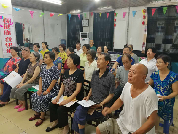 照片七_副本.jpg 照片七_副本.jpg