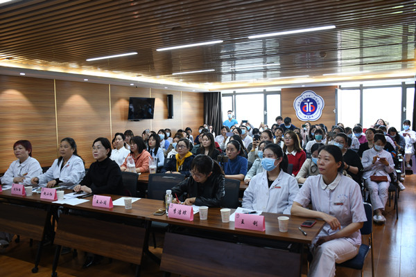 1--合照_副本.jpg 1--合照_副本.jpg