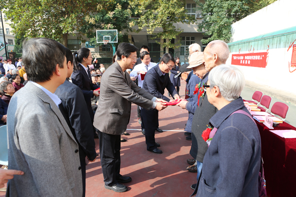 AK7R8350.JPG AK7R8350.JPG