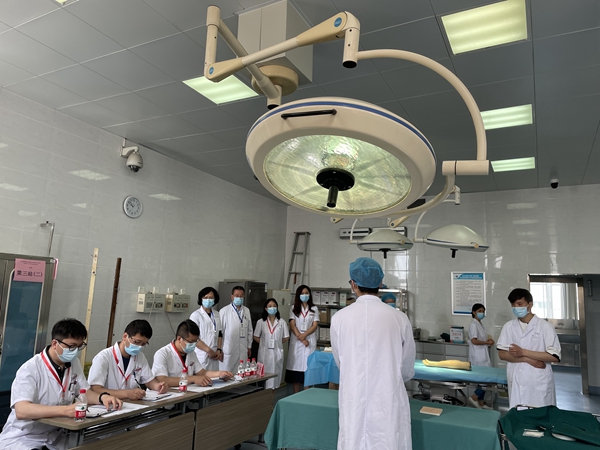 巡考骨科考场_副本.jpg 巡考骨科考场_副本.jpg