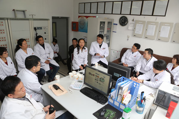 AK7R2143.JPG AK7R2143.JPG