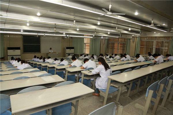 AU2A3251.jpg AU2A3251.jpg