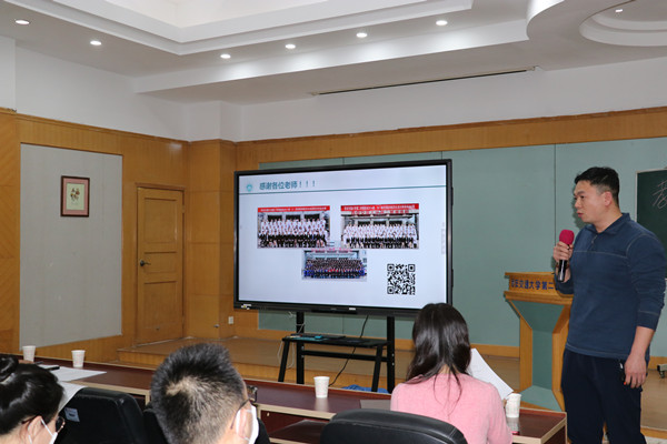 张副主任_副本.jpg 张副主任_副本.jpg