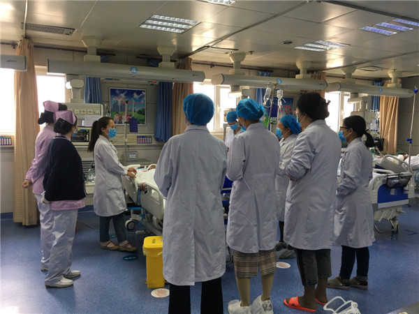 ICU会诊.jpg