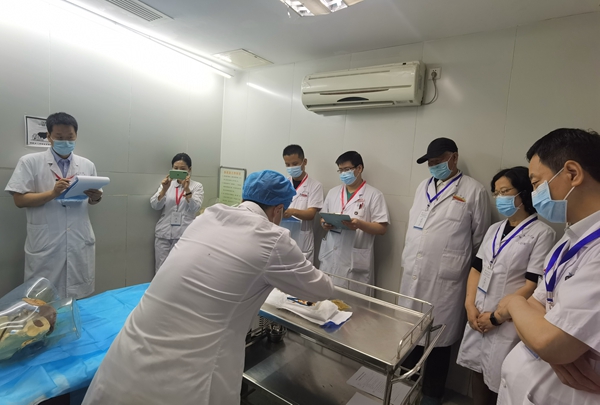 巡考泌尿外科考场_副本.jpg 巡考泌尿外科考场_副本.jpg