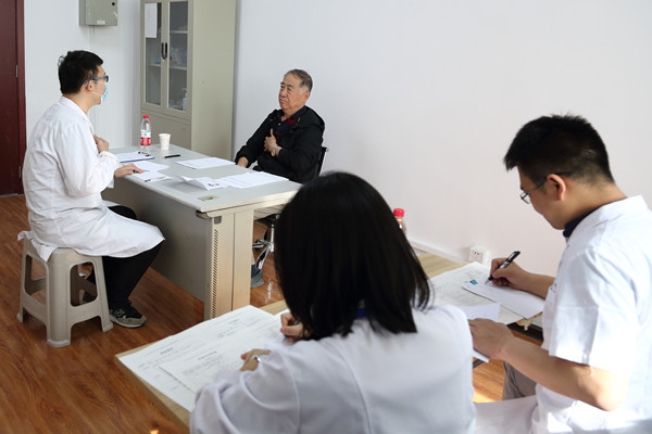 AU2A8576_副本.jpg AU2A8576_副本.jpg