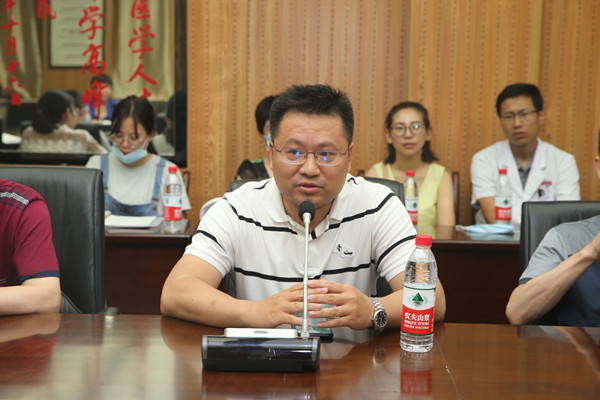 AK7R6630_副本.jpg AK7R6630_副本.jpg