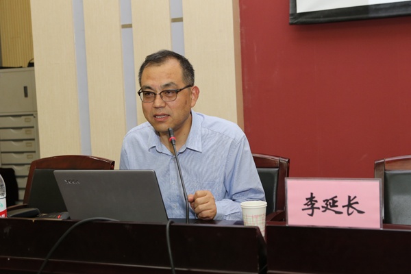 AK7R4245.JPG AK7R4245.JPG