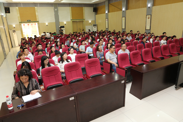 AK7R4254.JPG AK7R4254.JPG