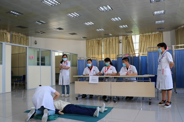 康复医学科考场1_副本.jpg 康复医学科考场1_副本.jpg