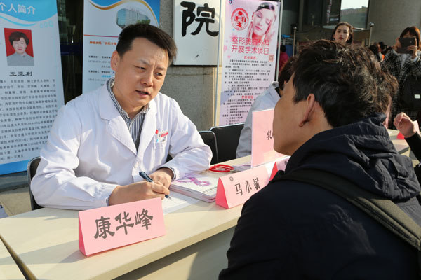 AK7R3109.JPG AK7R3109.JPG